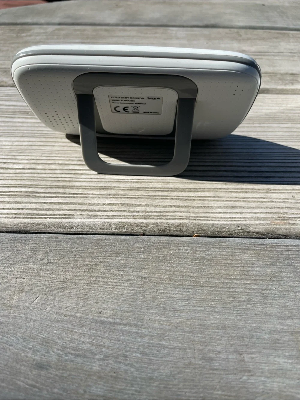 SereneLife Wireless Baby Monitor. Screen can also be wireless. NO WIFI NEEDED.